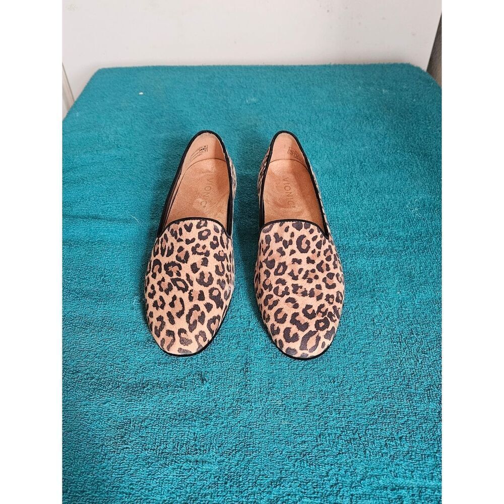Vionic Willa II Loafer in Toffee Leopard Size 6.5 Medium